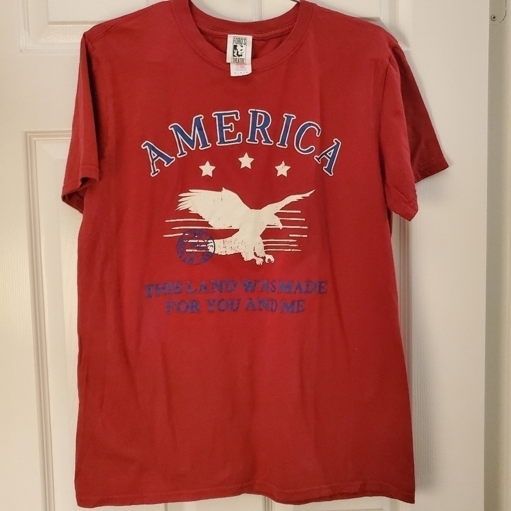 Fords Theatre Mens T Shirt Medium America This Land was Made for You and Me